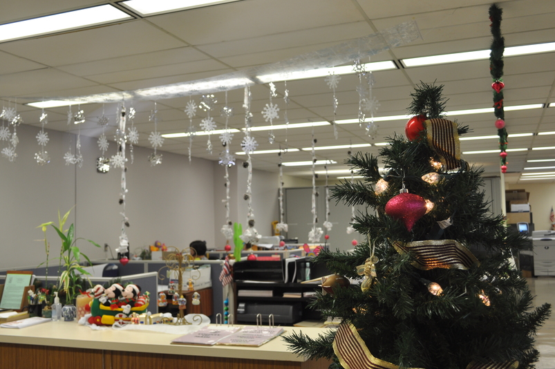 Holiday Office Decorations 101 Thrifty Blog