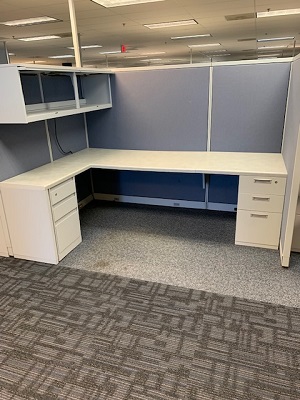 5'X8' Steelcase Cubicle